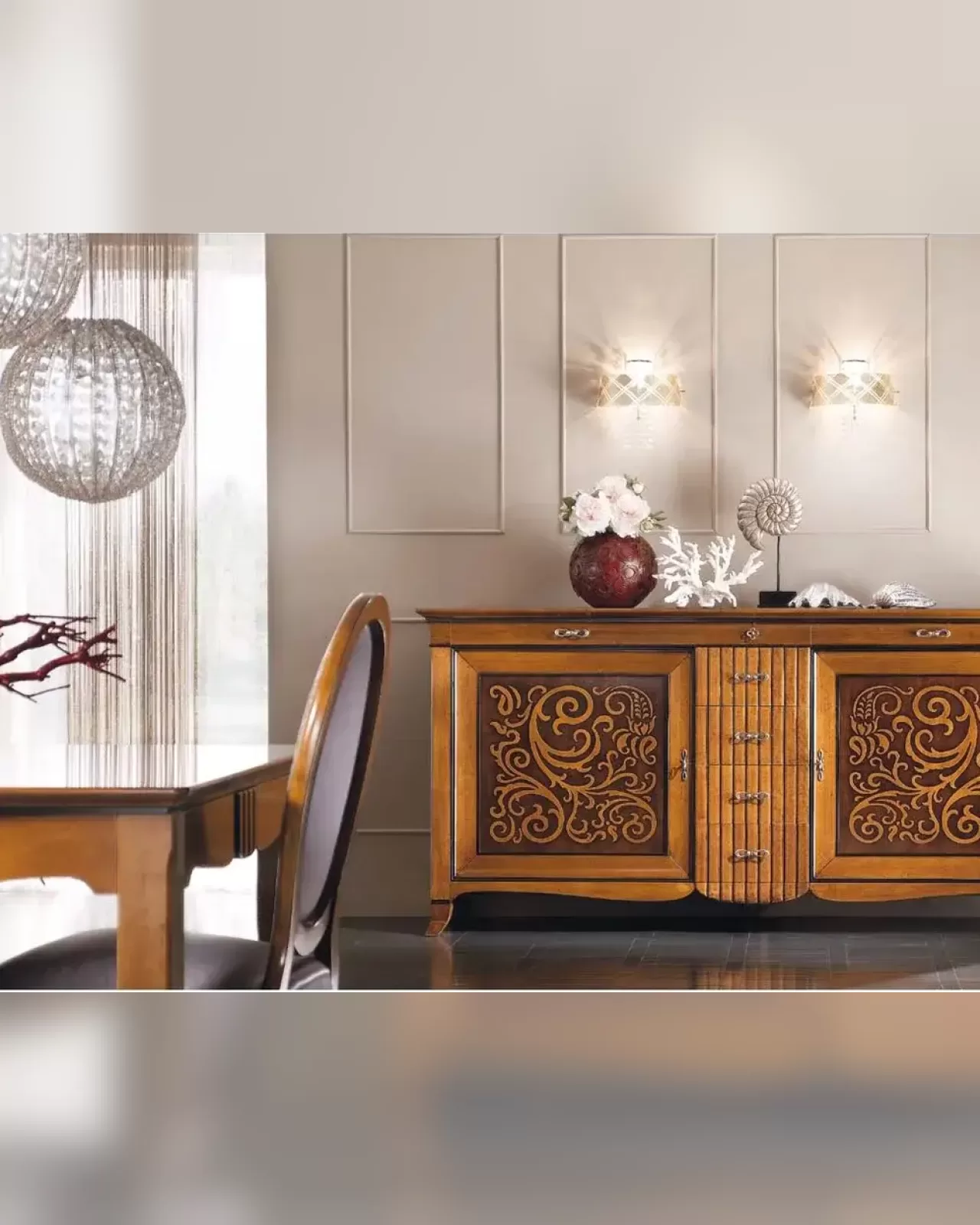 Credenza New Deco con pannelli naturali bicolore di Francesco Pasi, soggiorno classico New Deco