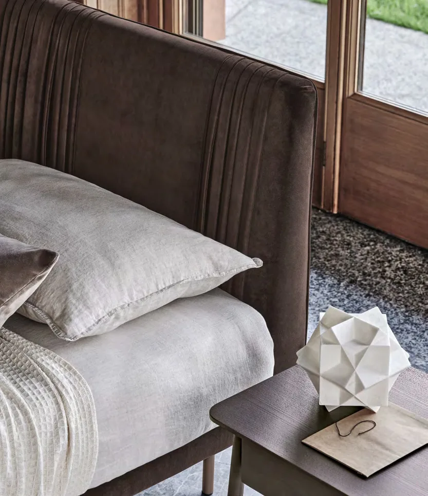 Ditre Italia bed, luxury upholstered bed