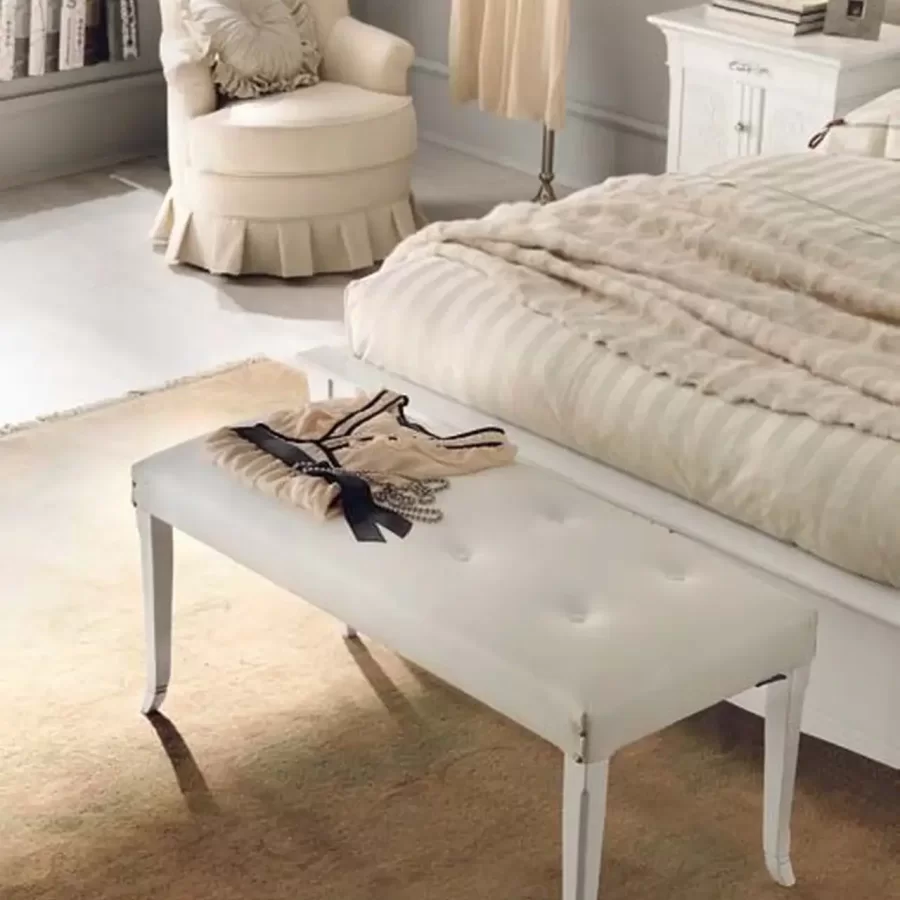 New Deco Bench in Leather by Francesco Pasi, for high quality bedroom sets