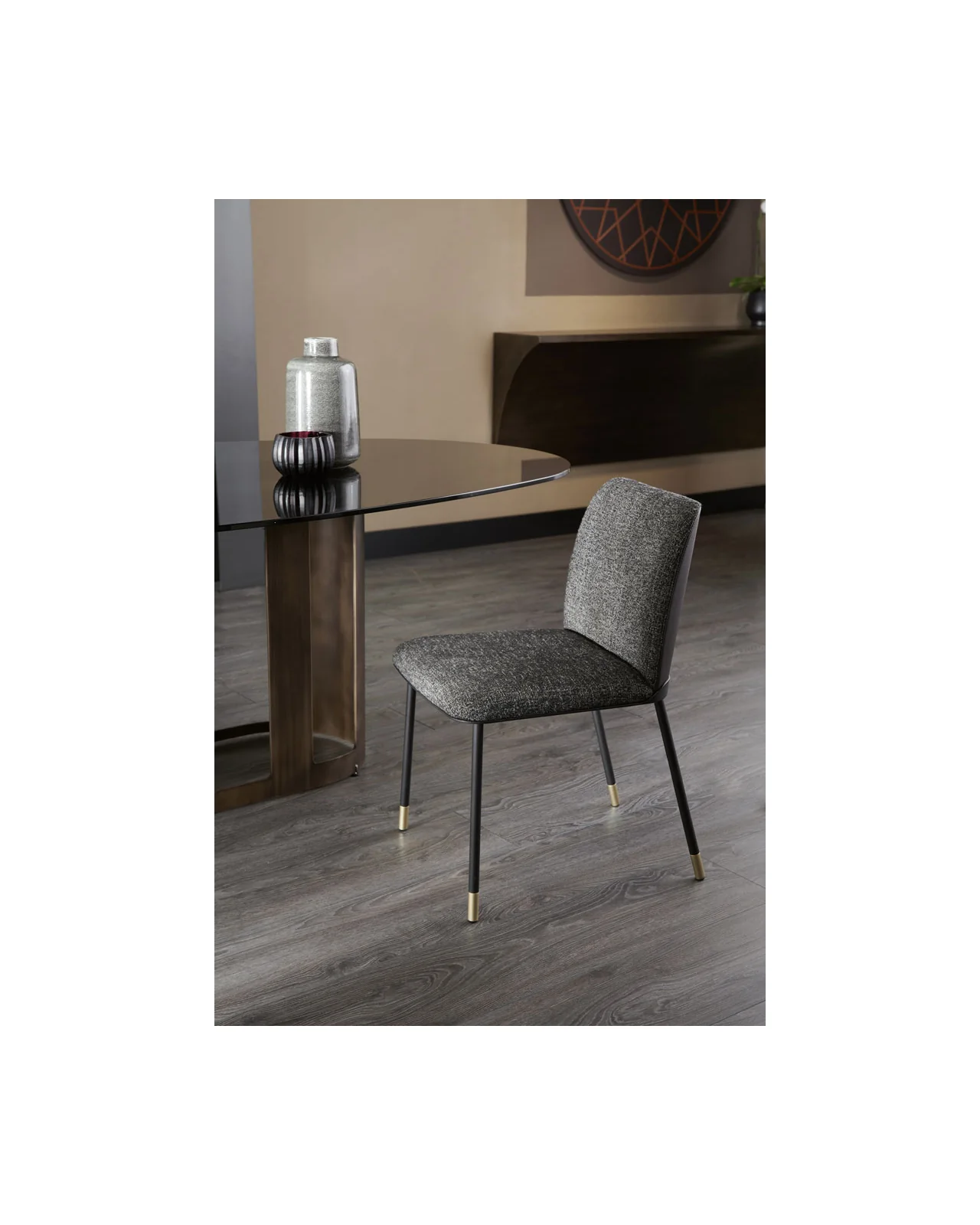 Oasi dining table by Cantori, in an interior setting, photo 1 of 2