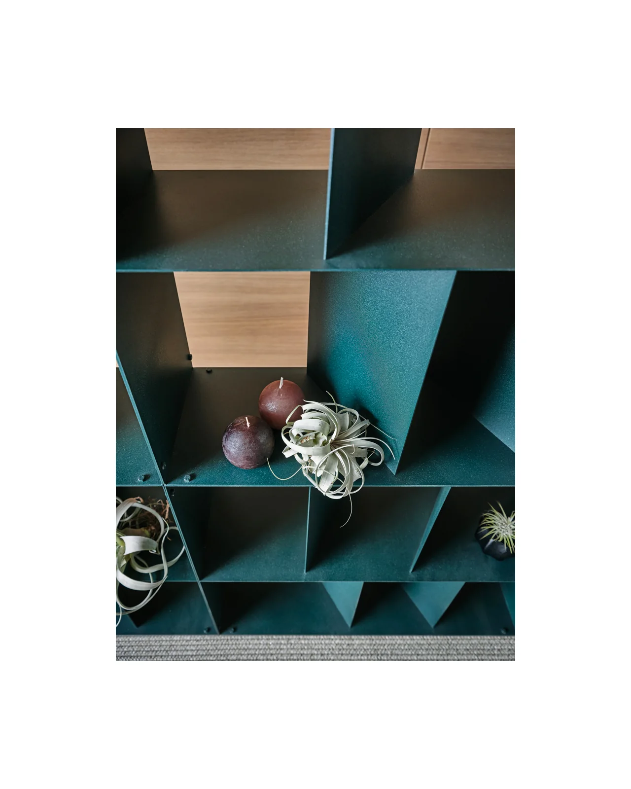 Rocky modular bookcase by Cantori, in an interior setting, photo 2 of 5