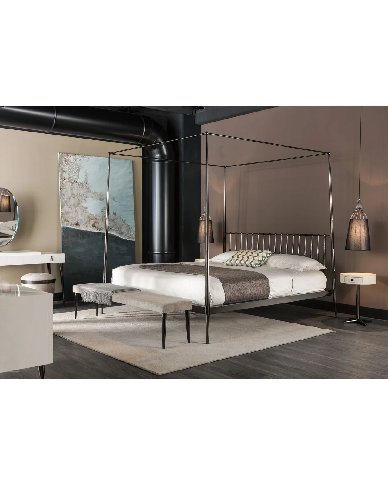 Urbino Canopy bed by Cantori, in an interior setting, photo 3 of 9