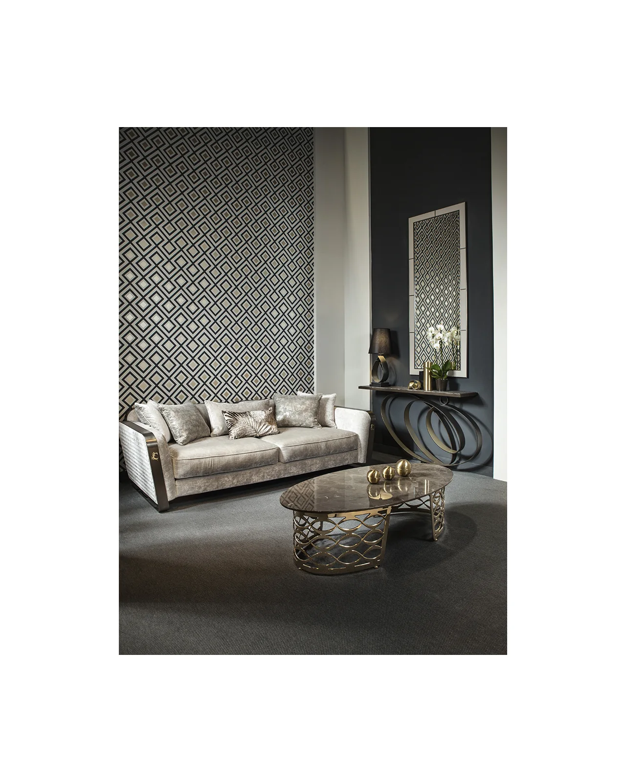 Voyage sofa by Cantori, in an interior setting, photo 2 of 3