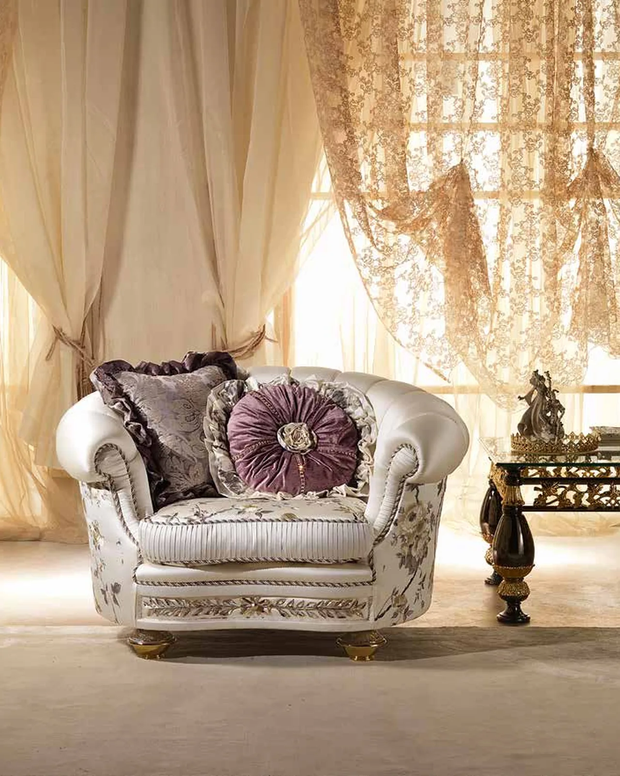 Aida Armchair AD071, Cappelletti Aida collection, classic Italian armchair product view, photo 1 of 6