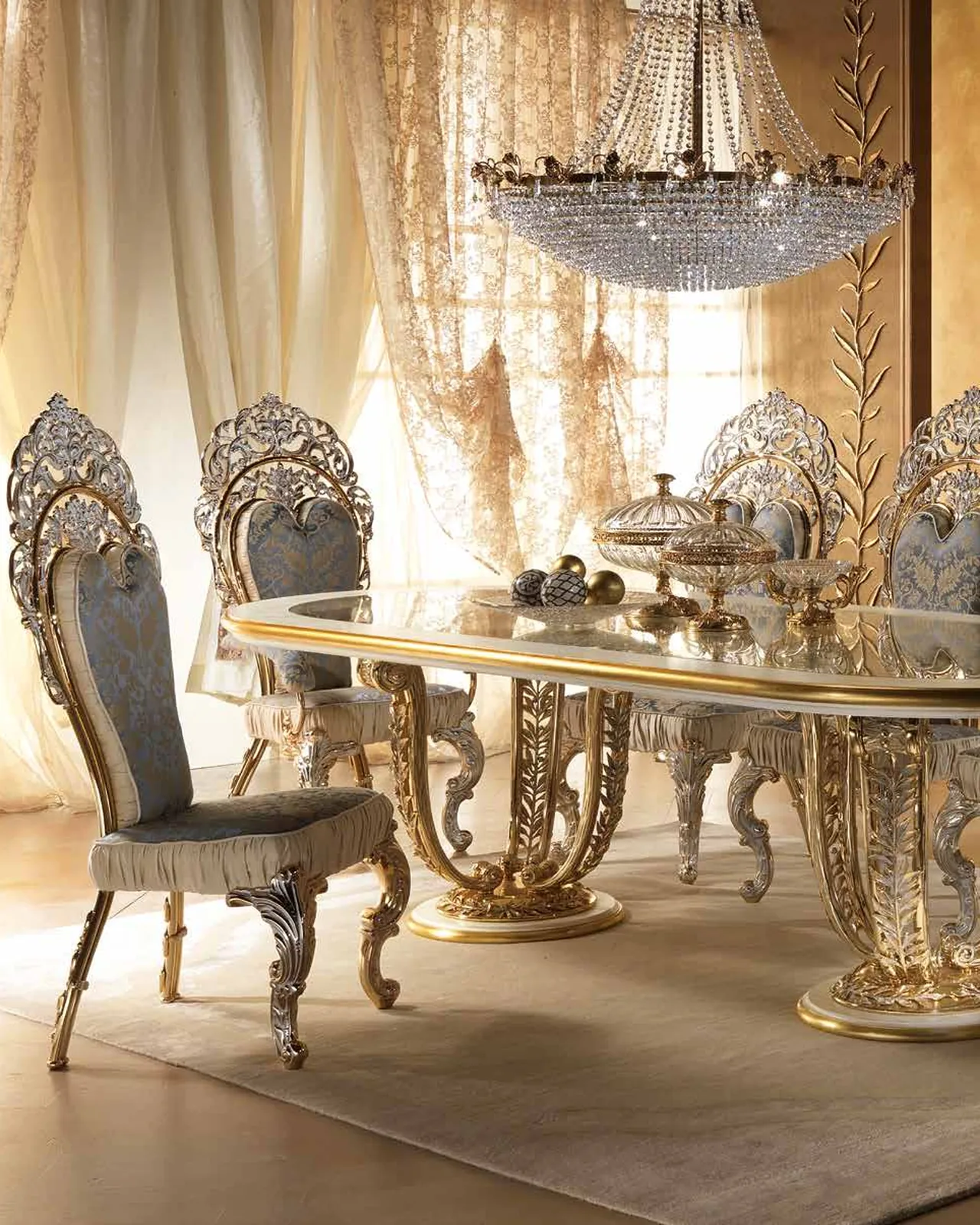 Aida One-Door Showcase AD017, Cappelletti Aida collection, classic Italian display cabinet in a classic living room setting, photo 6 of 6