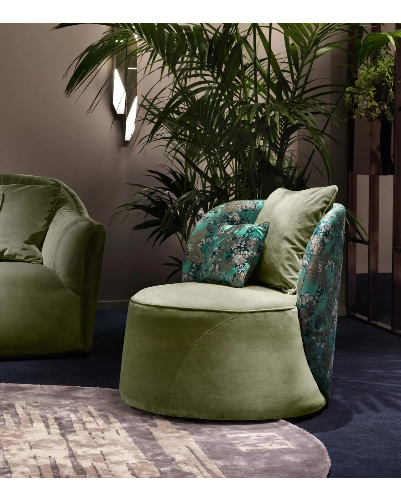 Ametista Armchair by Epoque, Exence collection, Italian armchair in a modern living room, photo 1 of 3