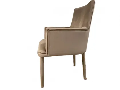 Poltroncina imbottita di design contemporanea - Gattopardo 01