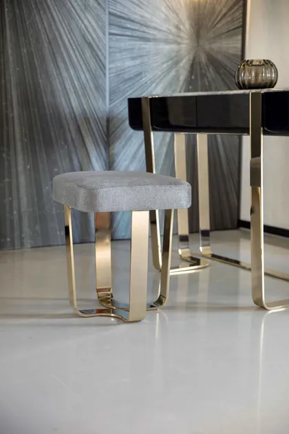 Pouf Charisma, mobili italiani