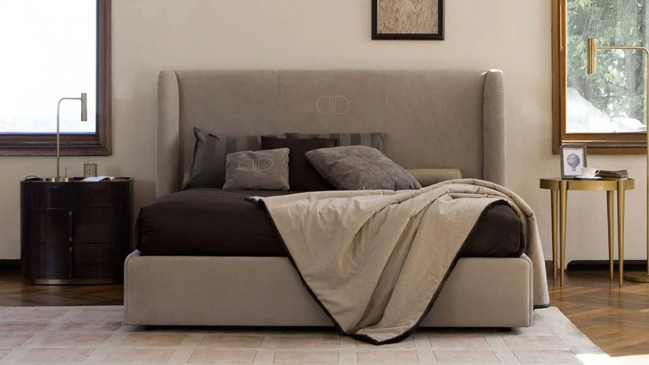 Moustique High Quality Bedroom Set, Italian bedroom furniture ordered through Nobili Design