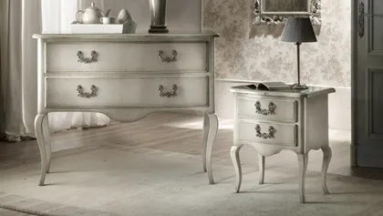 la Maison Drawer, classic furniture